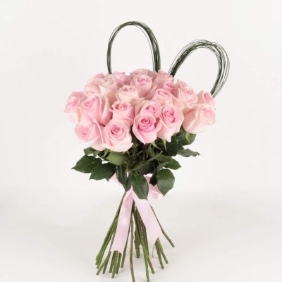 Heart - Shaped Nena Rose Bouquet